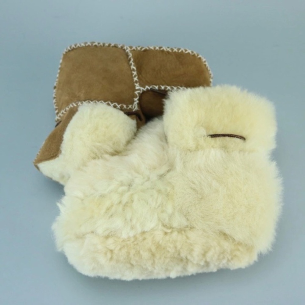 Baby boy girl’s sheepskin boot size 1 - Picture 6 of 7